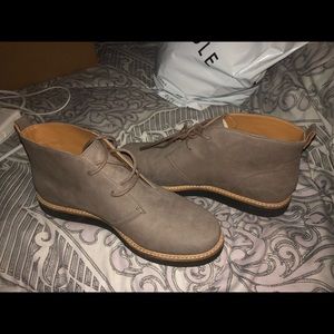 Clark’s artisan desert boot shoes